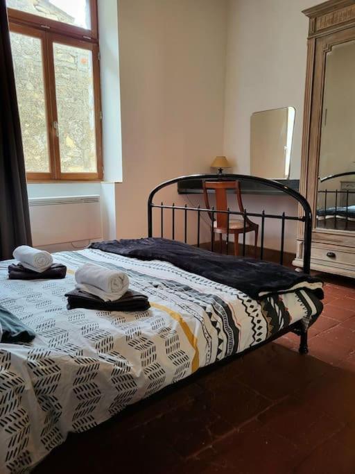 T2 Duplex "Chez Evelyne" Apartment Remoulins Ngoại thất bức ảnh