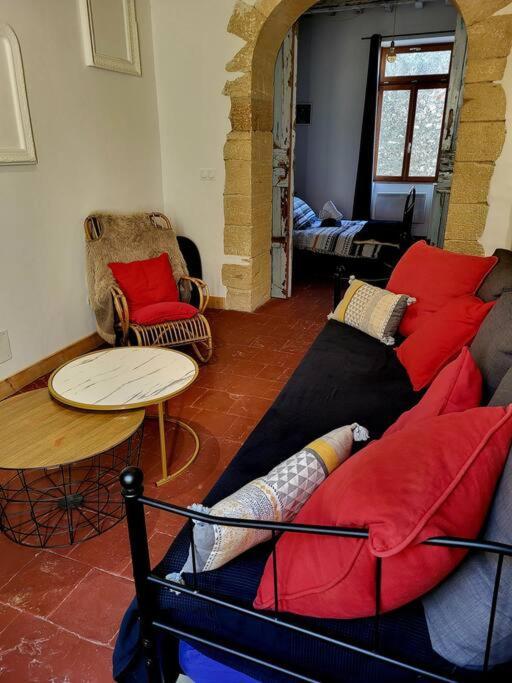 T2 Duplex "Chez Evelyne" Apartment Remoulins Ngoại thất bức ảnh